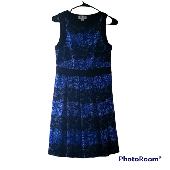ELLE SIZE 6 BLUE/BLACK FLORAL PRINT! BEAUTIFUL QUILITY MATERIAL! GREAT CONDITION - Picture 1 of 7